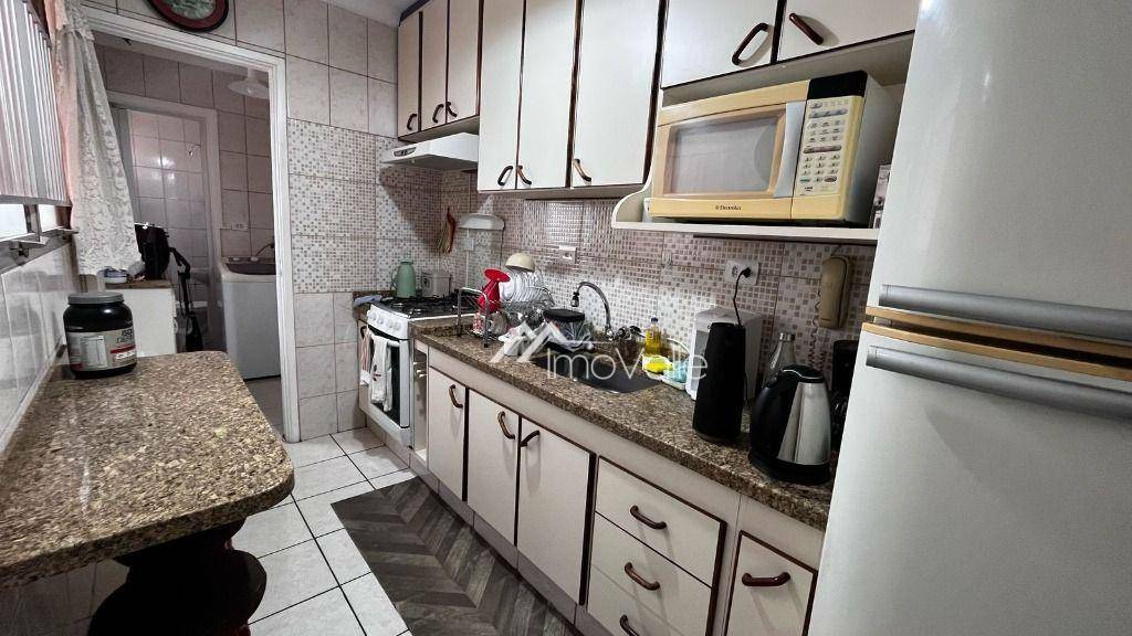 Apartamento à venda com 2 quartos, 63m² - Foto 5