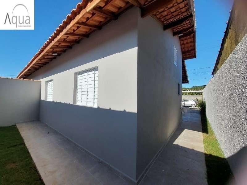 Casa à venda com 2 quartos, 60m² - Foto 8