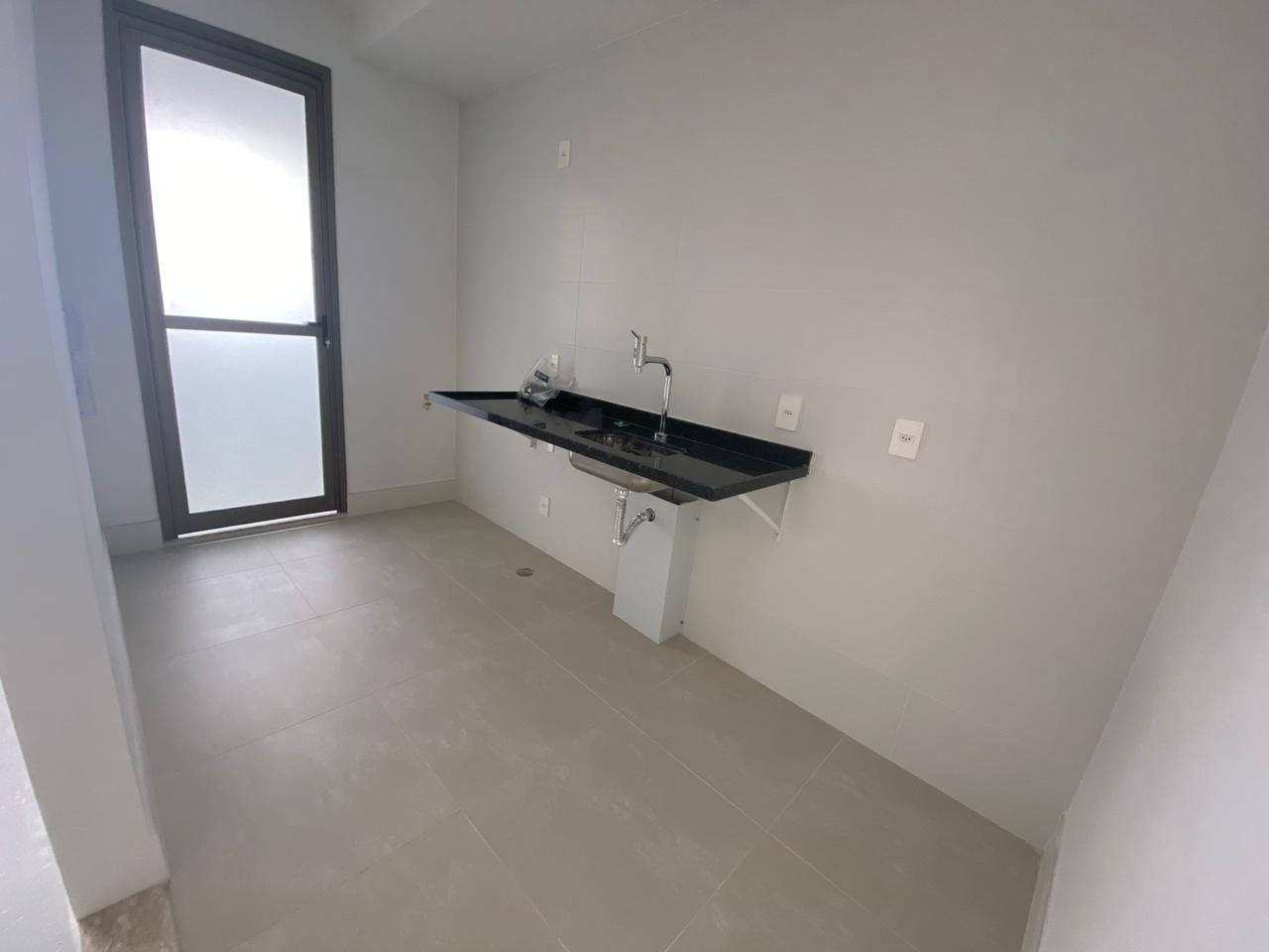 Apartamento à venda com 3 quartos, 94m² - Foto 3