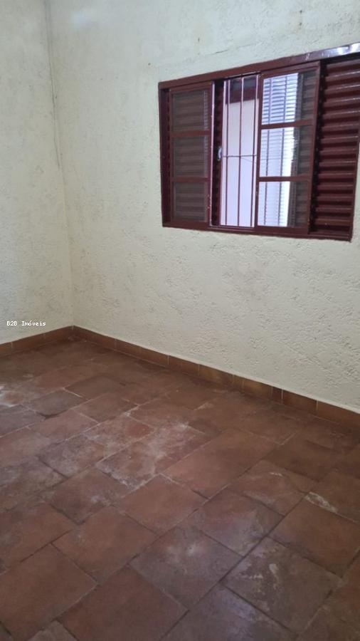 Casa à venda com 2 quartos - Foto 4