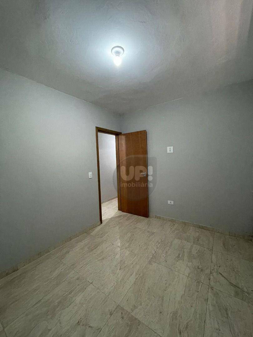 Casa à venda com 2 quartos, 140m² - Foto 10