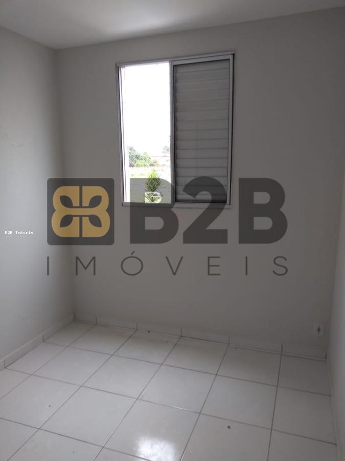 Apartamento para alugar com 2 quartos, 46m² - Foto 12