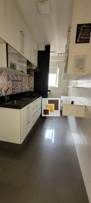 Apartamento à venda com 3 quartos, 62m² - Foto 1