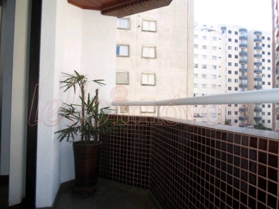 Apartamento para alugar com 3 quartos, 110m² - Foto 9