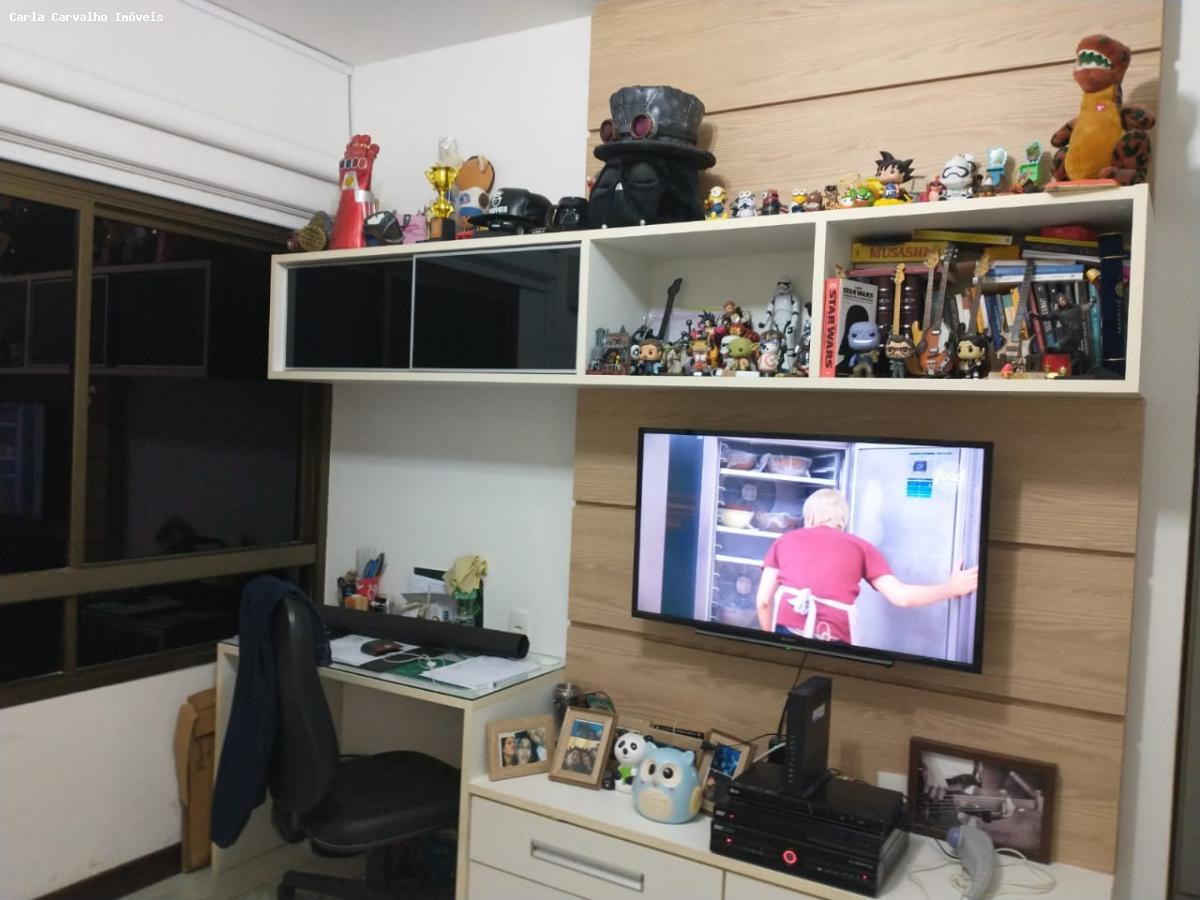 Apartamento à venda com 4 quartos, 242m² - Foto 8