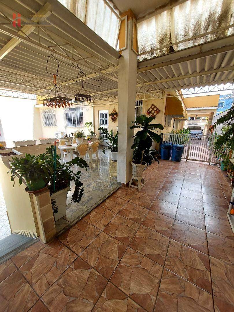 Casa à venda com 3 quartos, 350m² - Foto 20