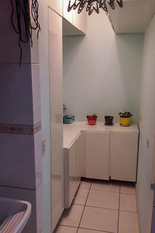 Apartamento à venda com 3 quartos, 94m² - Foto 17