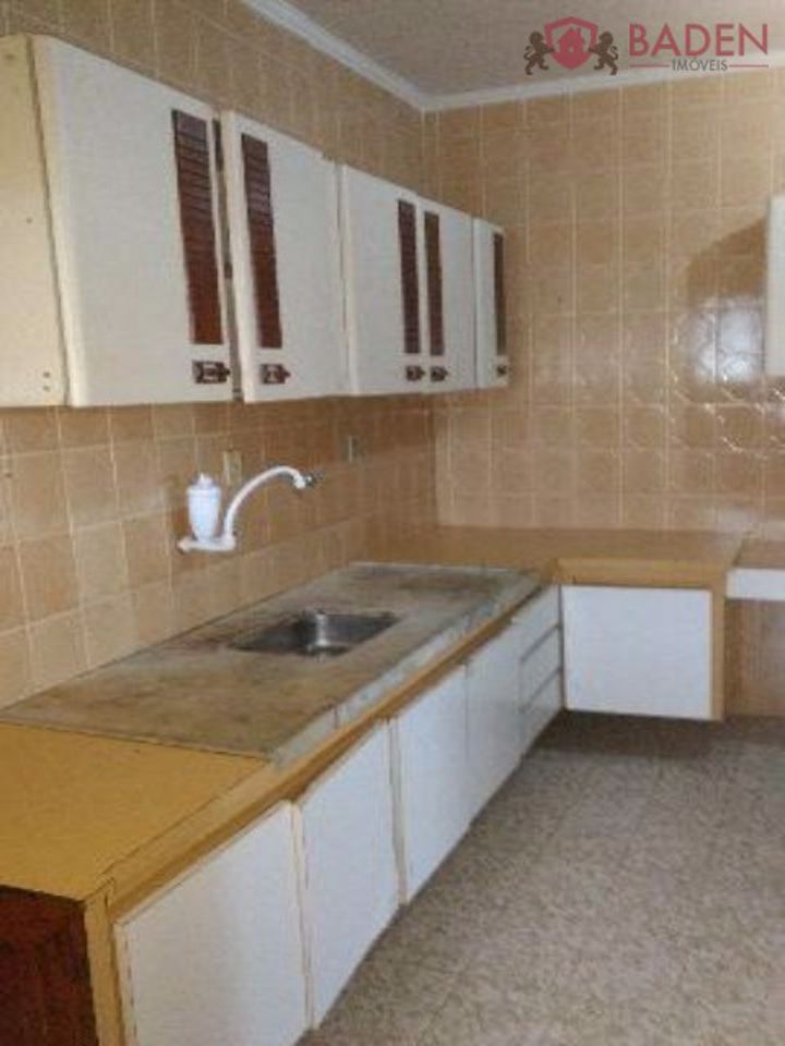 Apartamento à venda com 2 quartos, 76m² - Foto 3