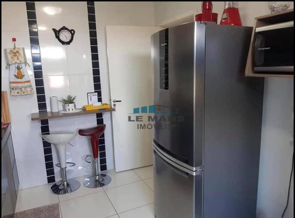 Apartamento à venda com 2 quartos, 55m² - Foto 4