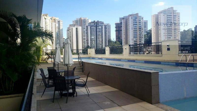 Apartamento à venda com 2 quartos, 67m² - Foto 35