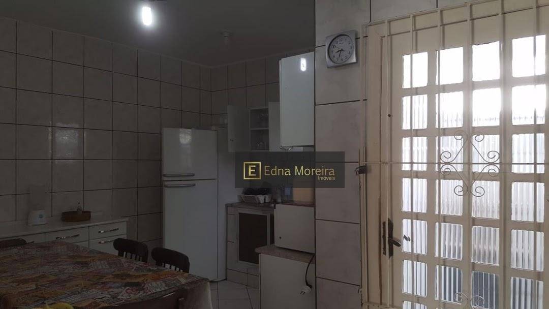 Apartamento à venda com 4 quartos, 200m² - Foto 10