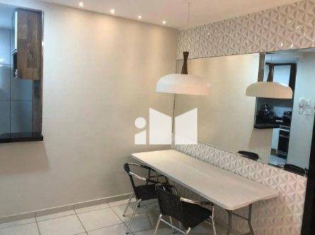 Apartamento para alugar com 2 quartos, 70m² - Foto 4