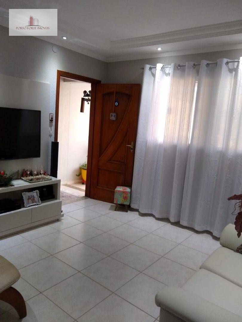 Sobrado à venda com 2 quartos, 120m² - Foto 2