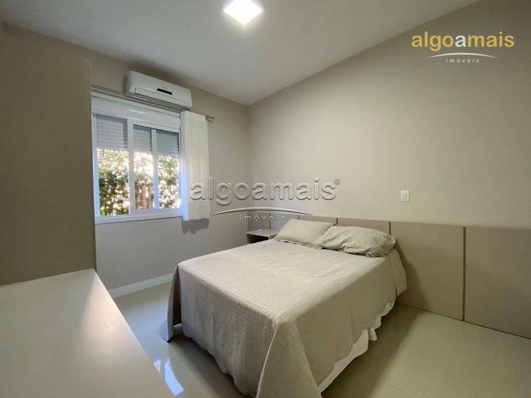 Casa de Condomínio à venda com 5 quartos, 250m² - Foto 24