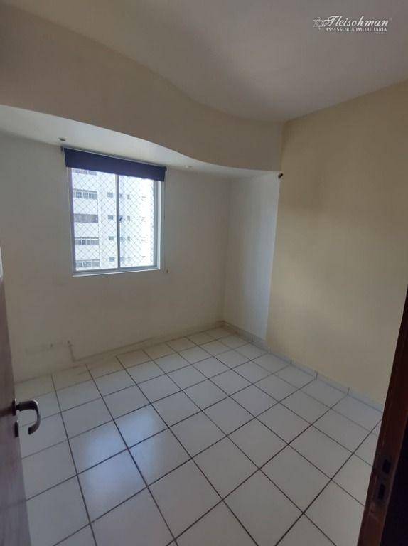 Apartamento para alugar com 2 quartos, 75m² - Foto 21