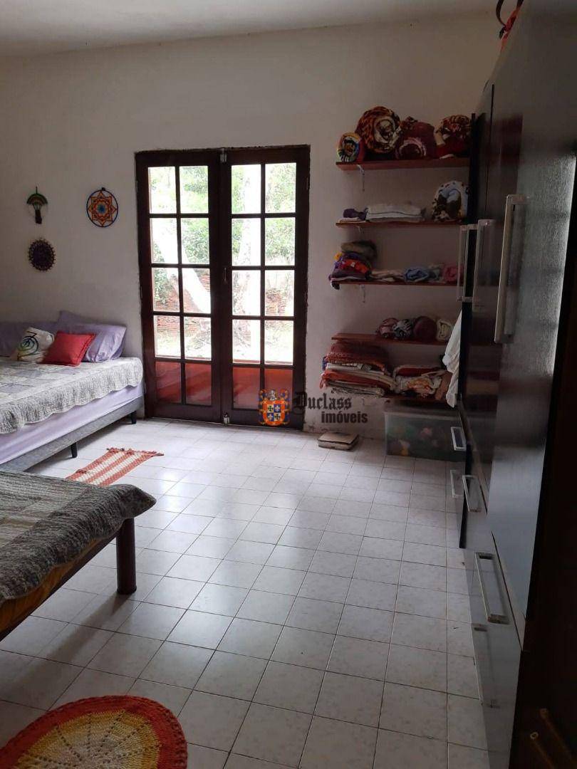 Chácara à venda com 5 quartos, 350m² - Foto 17