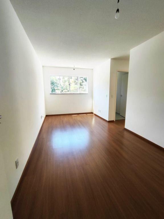 Apartamento à venda com 2 quartos, 50m² - Foto 2