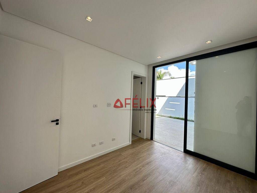 Casa de Condomínio à venda com 3 quartos, 215m² - Foto 28