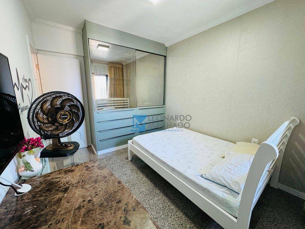 Apartamento à venda com 3 quartos, 130m² - Foto 21