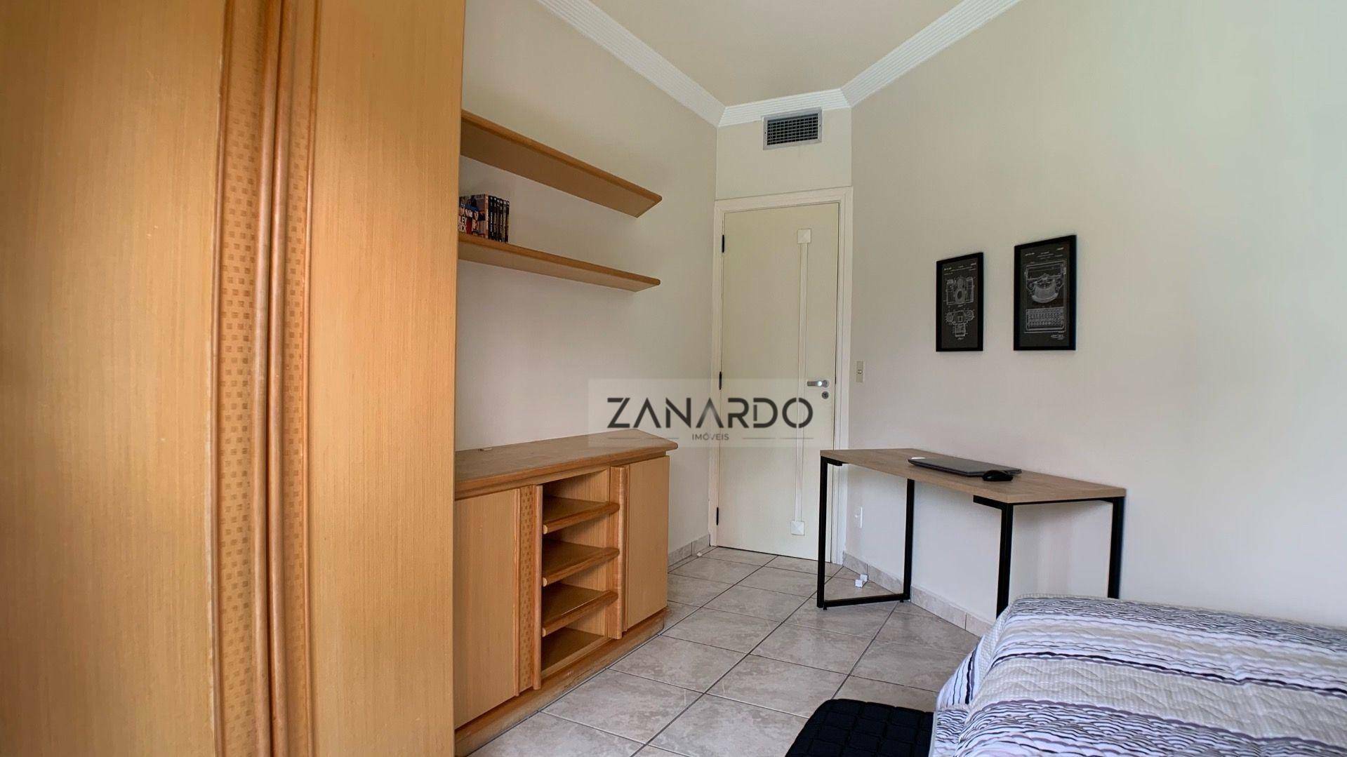 Apartamento à venda com 4 quartos, 195m² - Foto 14