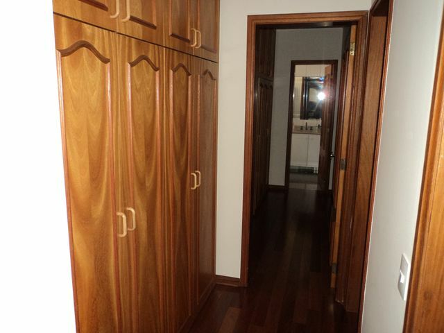 Apartamento à venda com 3 quartos, 177m² - Foto 8