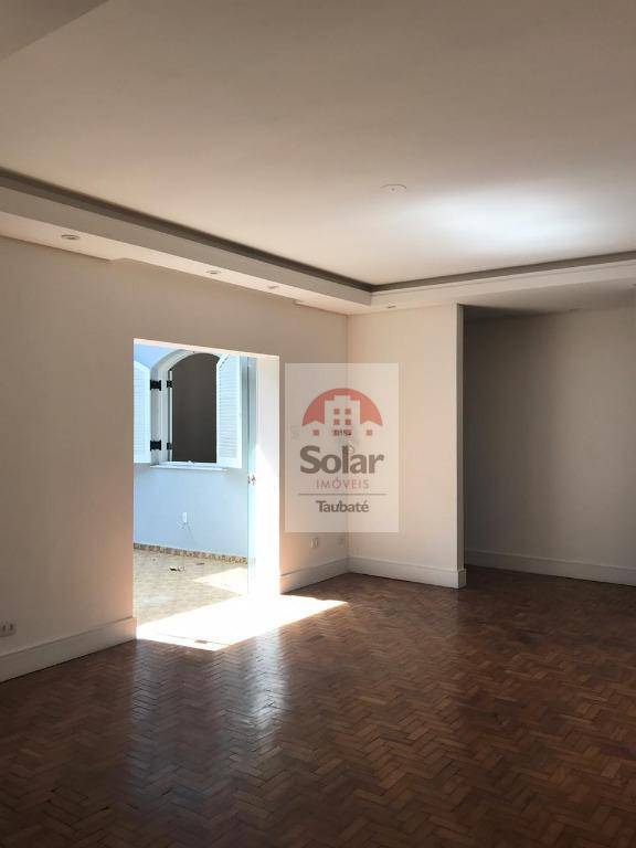 Casa à venda com 3 quartos, 200m² - Foto 9