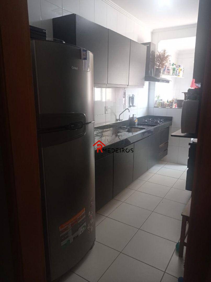 Apartamento à venda com 2 quartos, 60m² - Foto 6