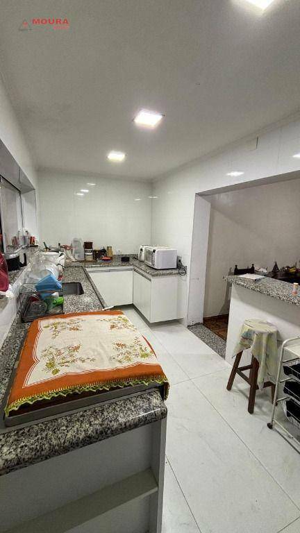 Sobrado à venda com 3 quartos, 230m² - Foto 6