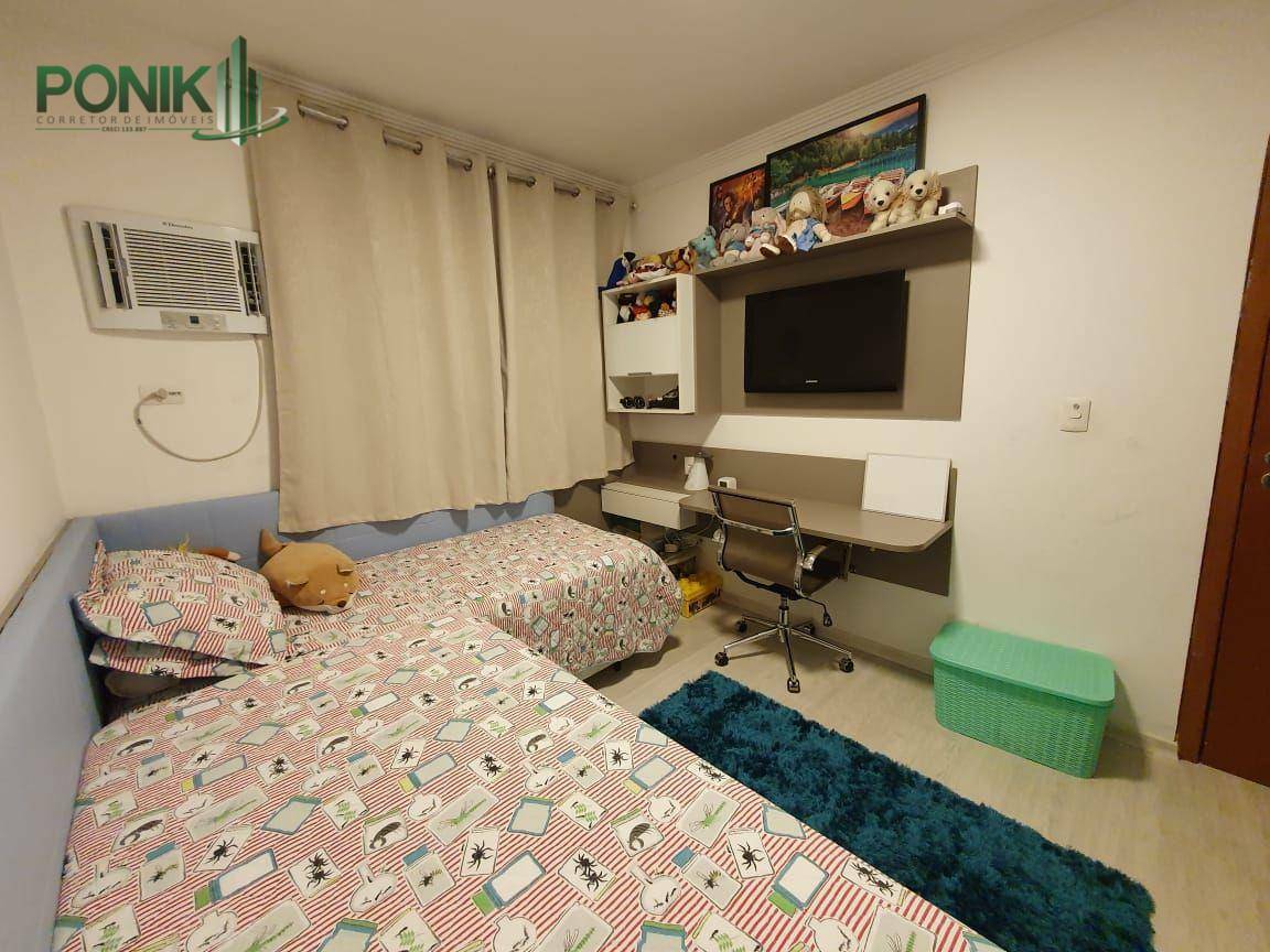 Apartamento à venda com 3 quartos, 125m² - Foto 4