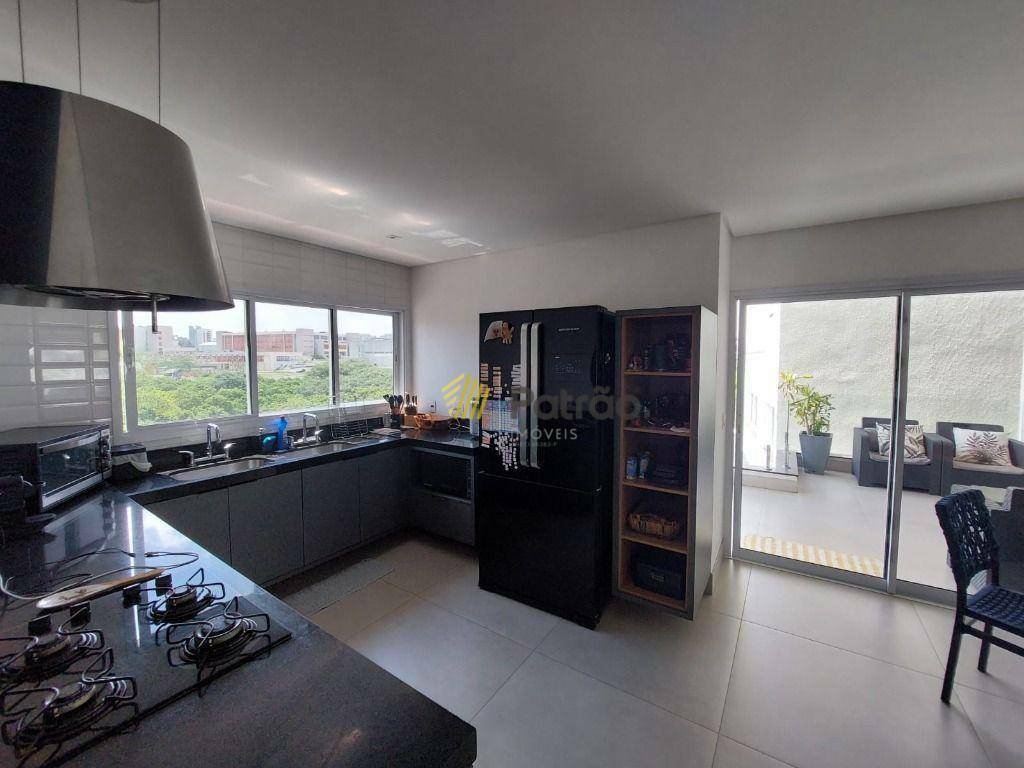 Casa à venda com 4 quartos, 450m² - Foto 19