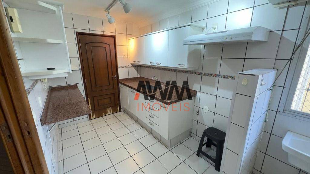 Apartamento para alugar com 3 quartos, 86m² - Foto 14