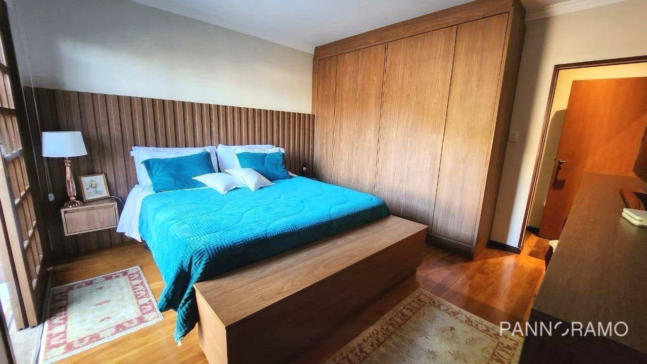 Casa à venda com 3 quartos, 430m² - Foto 7