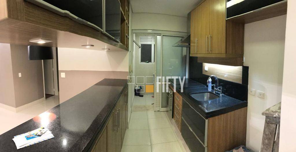 Apartamento para alugar com 2 quartos, 70m² - Foto 4