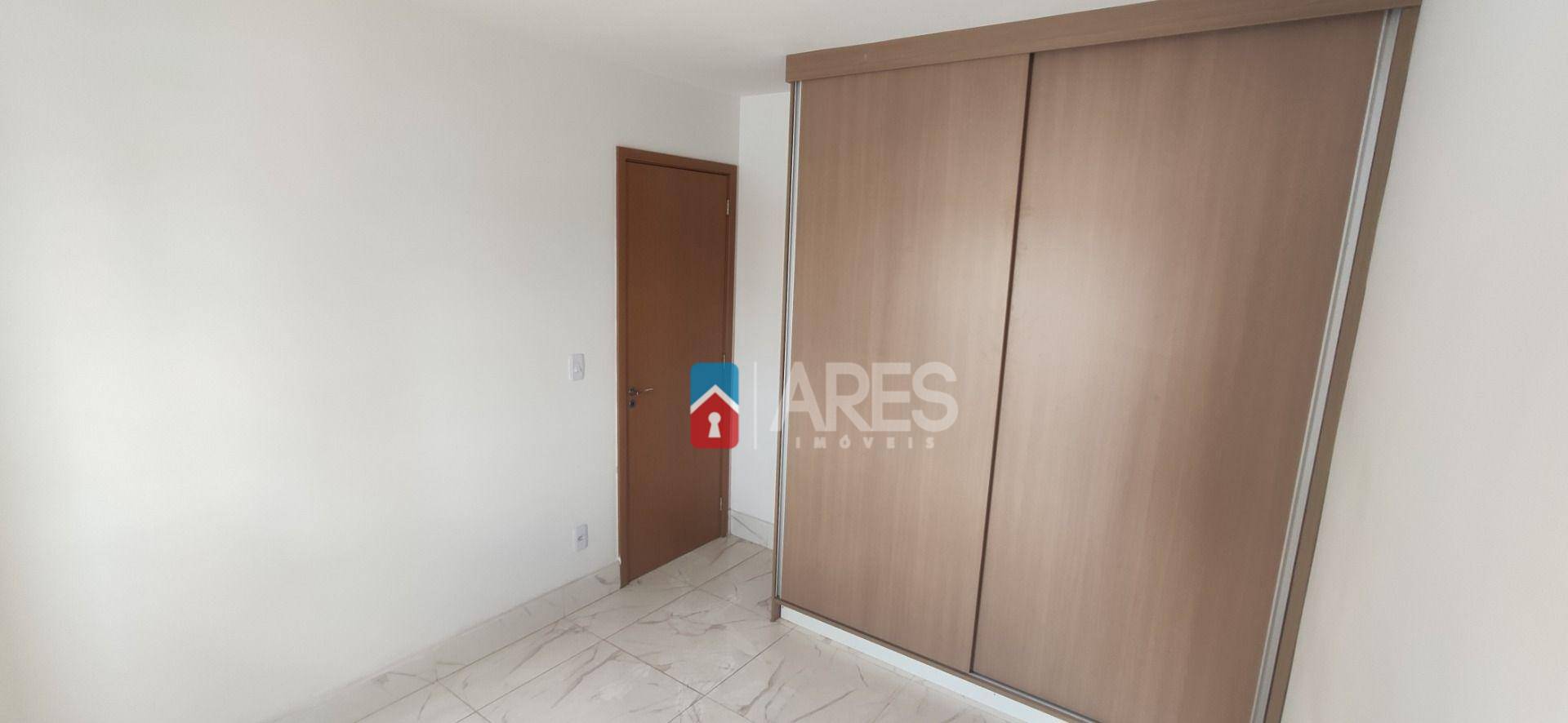 Apartamento para alugar com 2 quartos, 60m² - Foto 13