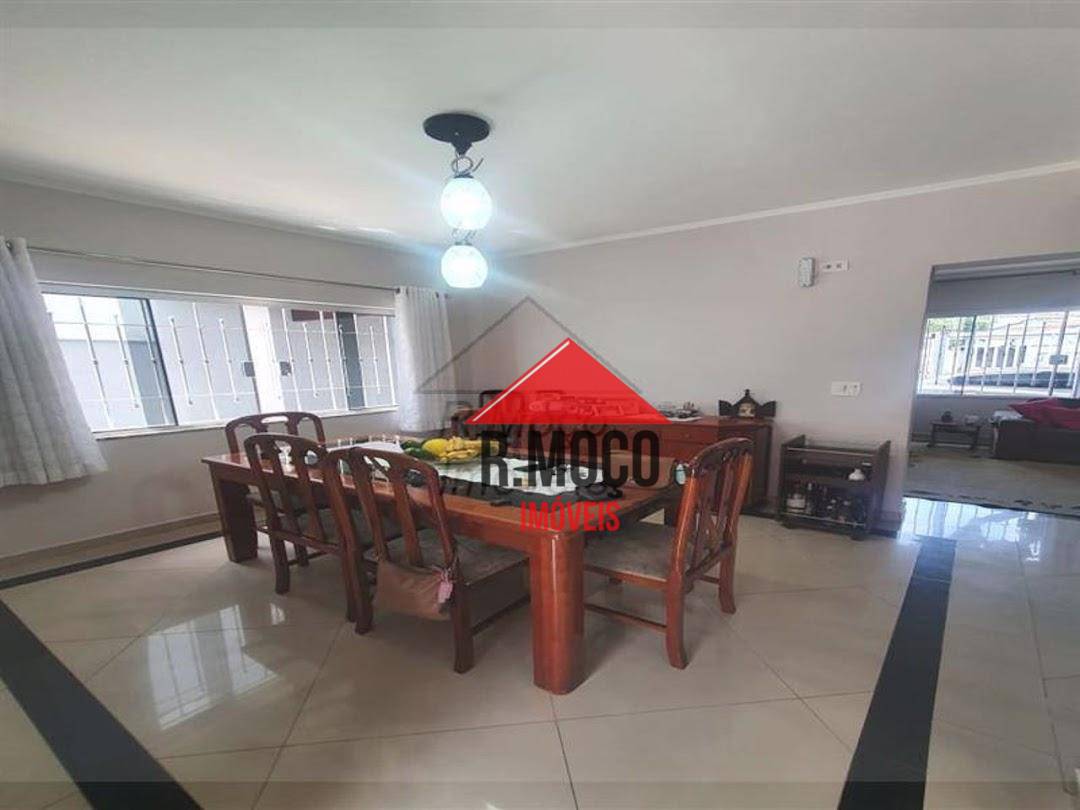 Sobrado à venda com 3 quartos, 270m² - Foto 24