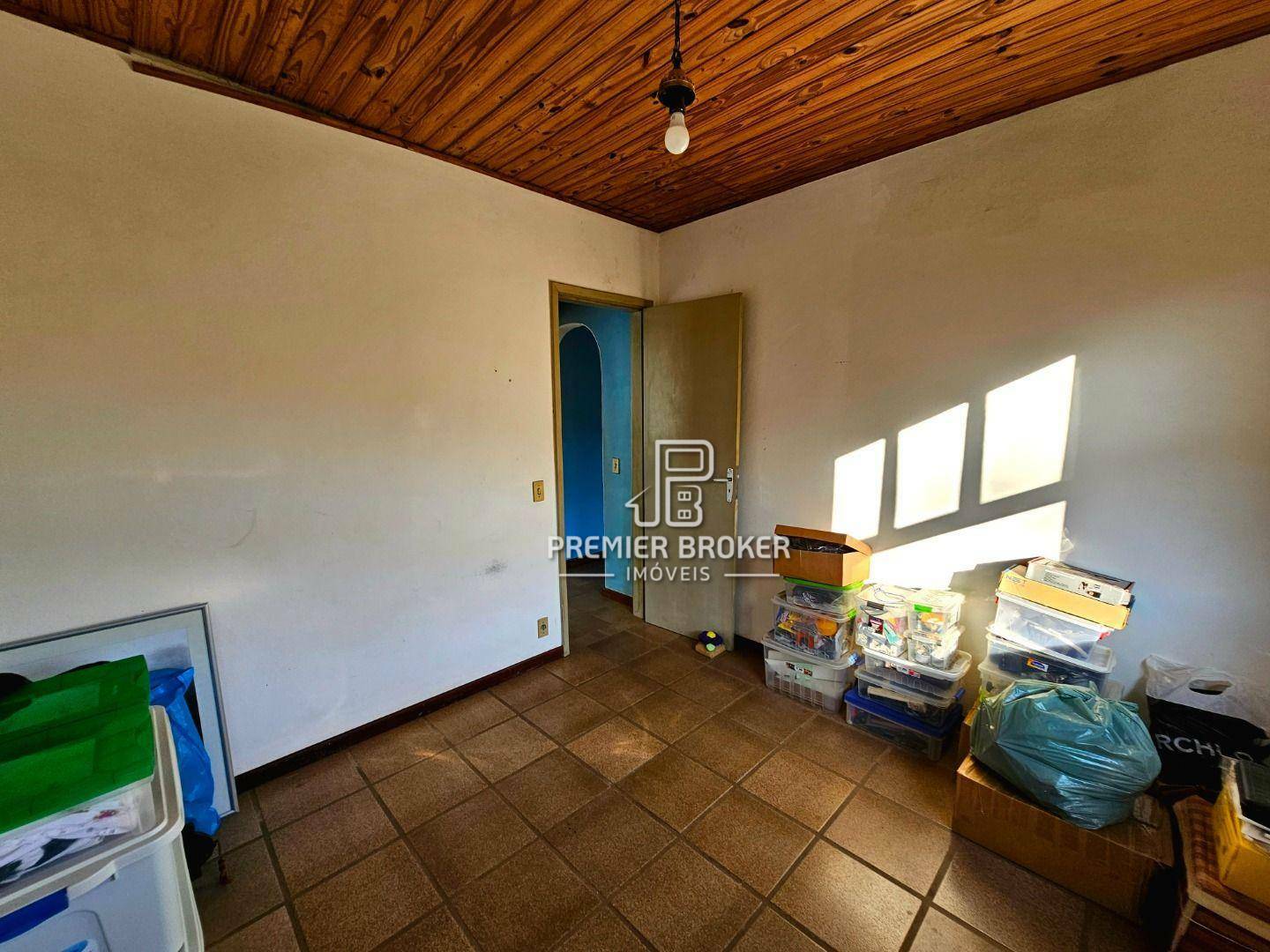 Casa à venda com 5 quartos, 142m² - Foto 47