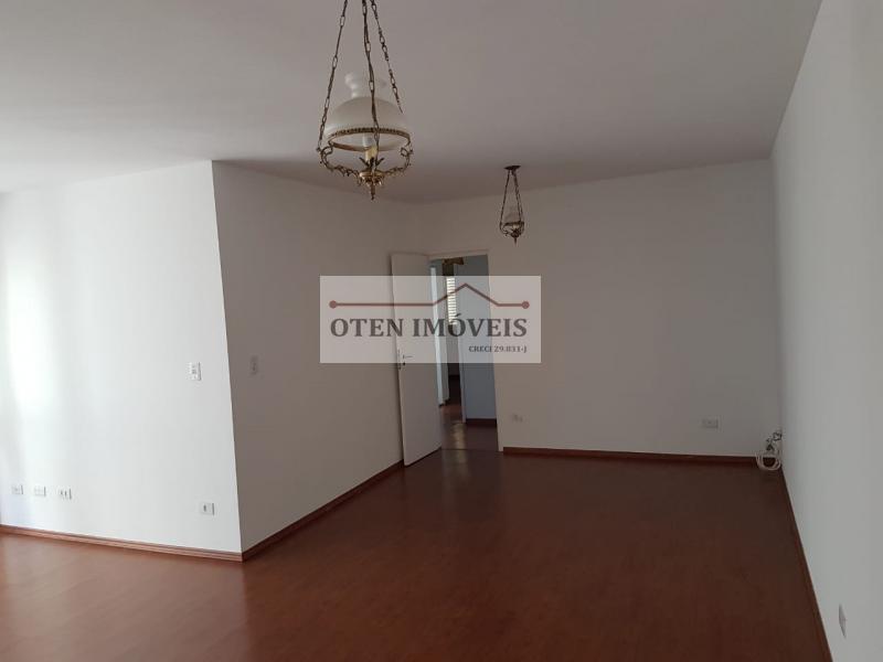 Apartamento à venda com 3 quartos, 110m² - Foto 17