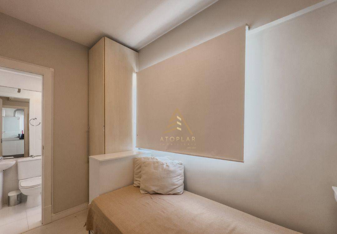 Apartamento à venda com 3 quartos, 156m² - Foto 14