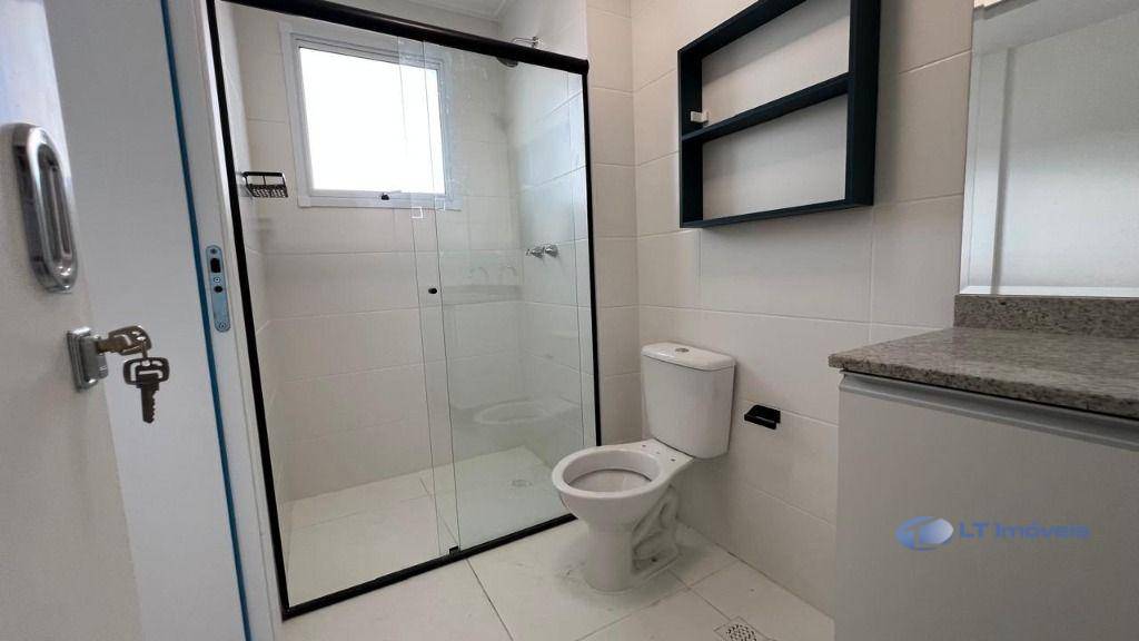 Apartamento para alugar com 2 quartos, 64m² - Foto 10