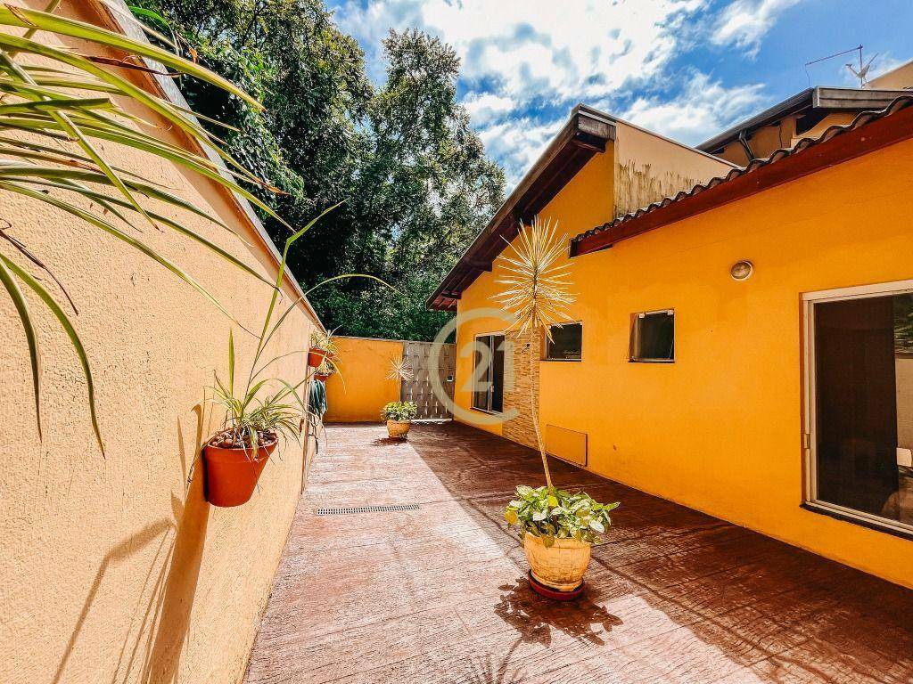 Casa de Condomínio à venda com 4 quartos, 215m² - Foto 23