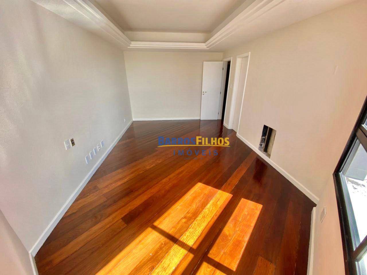 Apartamento para alugar com 3 quartos, 180m² - Foto 9