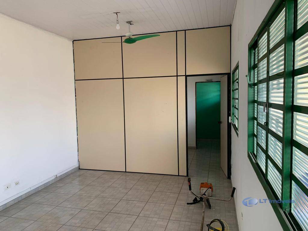 Casa para alugar com 2 quartos, 110m² - Foto 5