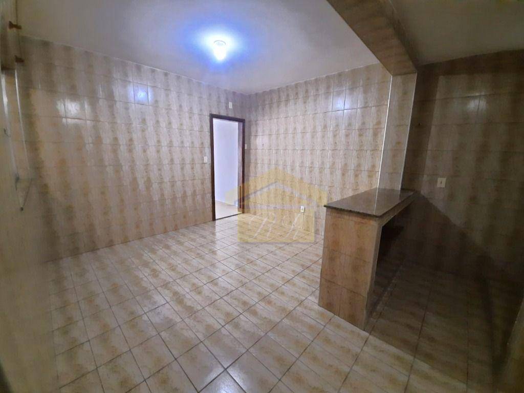 Sobrado à venda com 3 quartos, 110m² - Foto 4