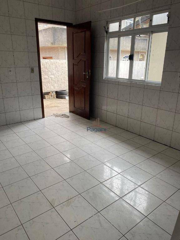 Casa à venda com 8 quartos, 264m² - Foto 13