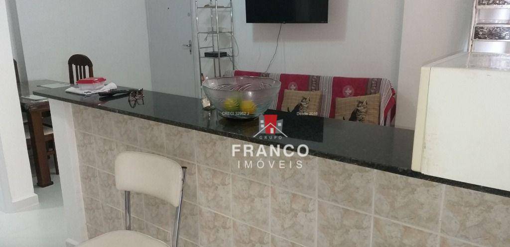 Apartamento à venda com 1 quarto, 43m² - Foto 15