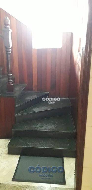 Sobrado à venda com 4 quartos, 250m² - Foto 13