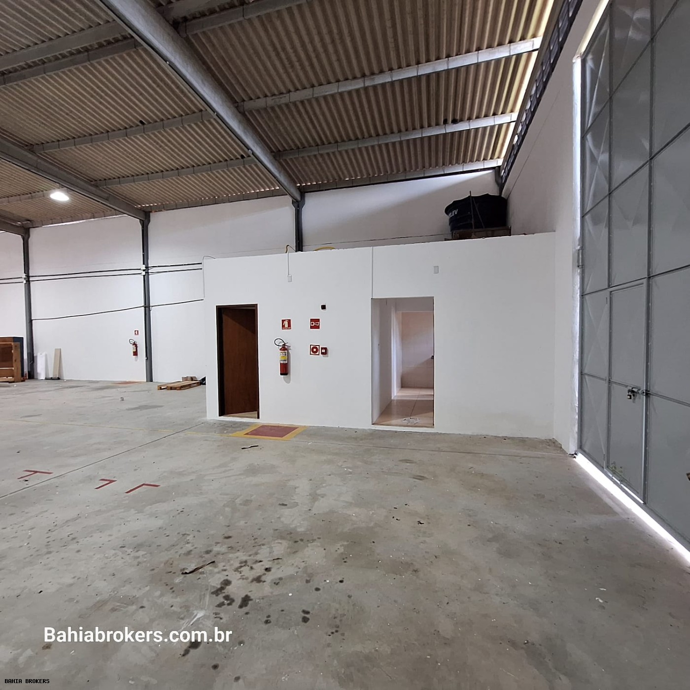 Depósito-Galpão-Armazém para alugar, 380m² - Foto 6