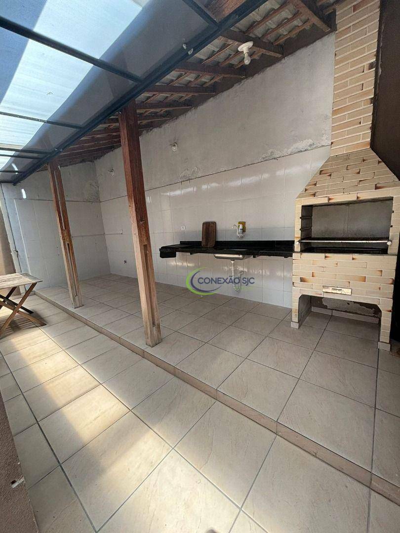 Casa à venda com 2 quartos, 150m² - Foto 9