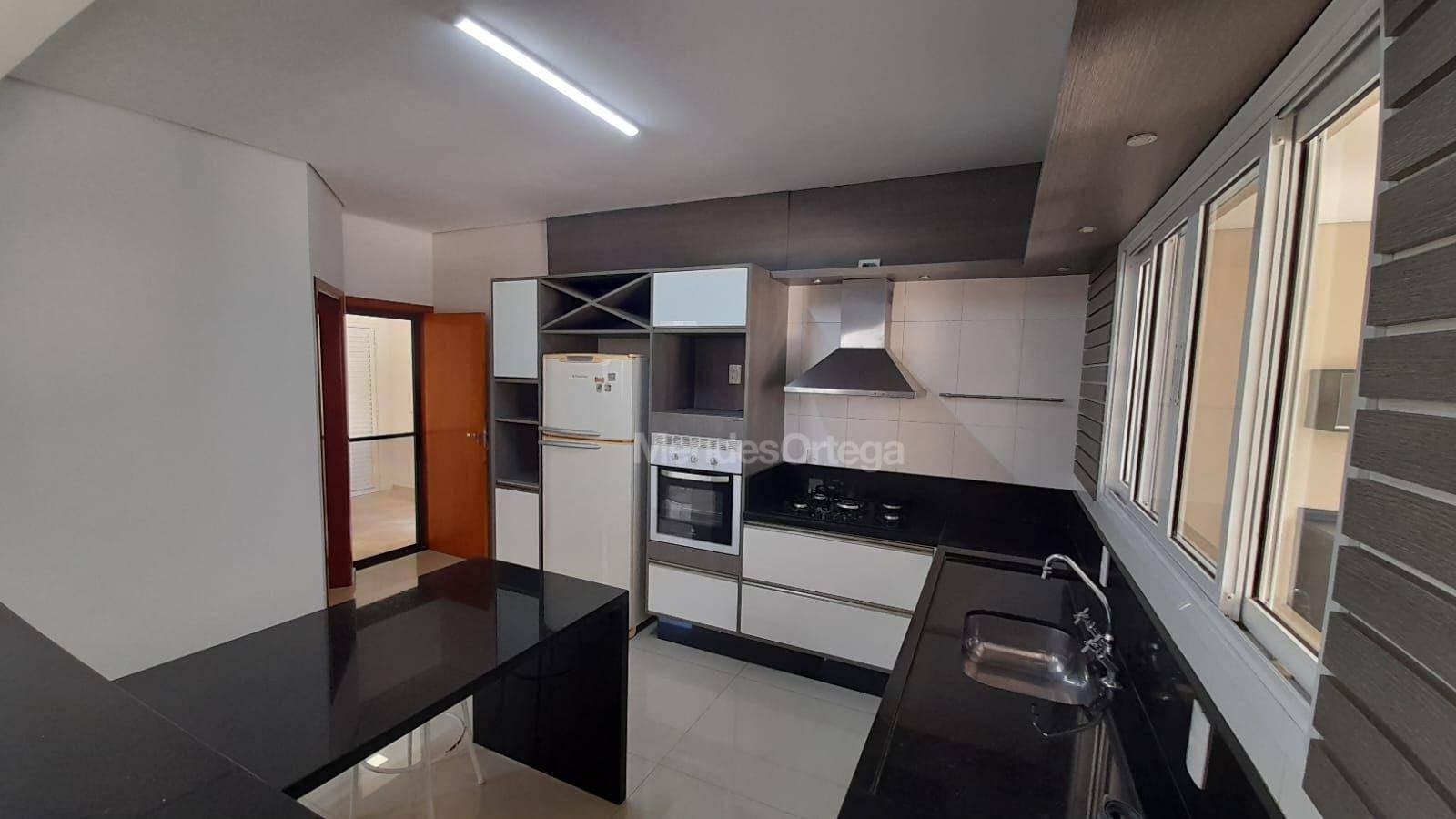 Casa de Condomínio à venda e aluguel com 5 quartos, 296m² - Foto 39