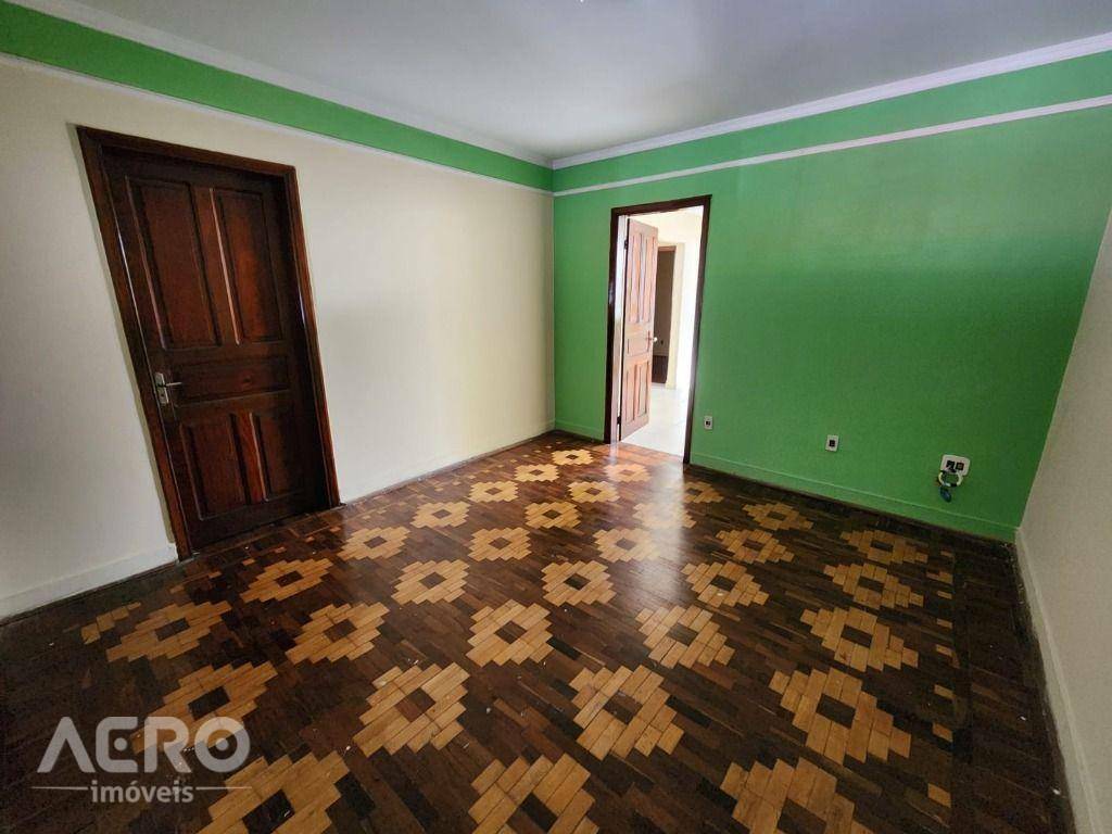 Casa à venda com 3 quartos, 196m² - Foto 7